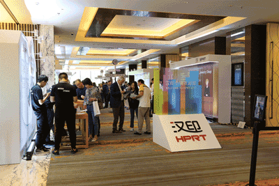 科技满分化锁2019腾博会官网科技大会_2.gif 科技满分化锁2019腾博会官网科技大会_2.gif